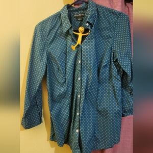 Eddie Bauer Women’s Button Up Dress Shirt